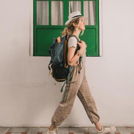 Wild Monkey Hostel Cuenca Ngoại thất bức ảnh